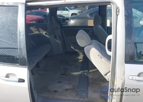 2006 Toyota Sienna Le z USA, uszkodzony, nr VIN 5TDZA23C96S490403